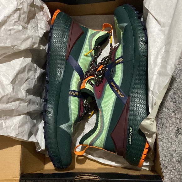 Cole Haan overtake - Picture 2 of 5